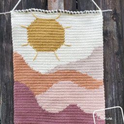 Solid Granny Square Free Crochet Pattern, Simple Beach Bag - Free Crochet Pattern, The Painted Hills Wall Hanging Free Crochet Pattern — Craftorator Crochet Sunset Wall Hanging, Solid Granny Square, Painted Hills, Pattern Simple, Crochet Granny, Yarn Needle, Cute Crochet, Free Bag, Granny Square