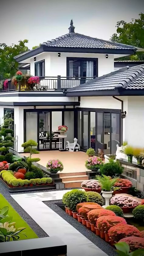 Instagram Make Your Room Look Bigger, Courtyard Villa, Furniture Architecture, Mansion House, Exterior Design Ideas, Modern Bungalow House, Building House Plans Designs, Home Design Floor Plans, Architectural Design House Plans