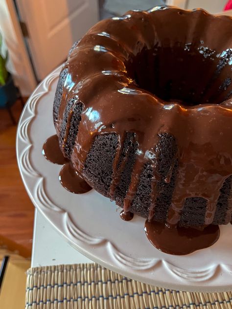 Oh! I Have A Recipe For: The Only Cake You’ll Ever Need – Scout Magazine Chocolate Cake Images, Craving Chocolate, Peanut Butter Balls Recipe, Raspberry Tarts, Baking Book, Sheet Cake Recipes, Tasty Chocolate Cake, Sheet Cake Pan, Devils Food