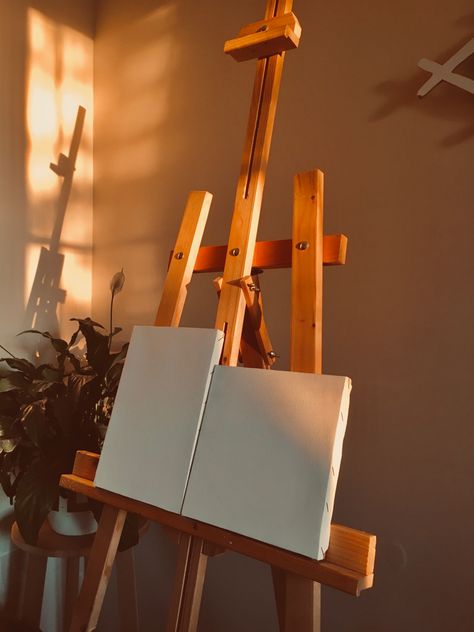 Beige Aesthetic Painting, Portrait Painting Aesthetic, Painting On An Easel, Art Aesthetics, Wallpaper Photography, Painting Aesthetic, Art Hobbies, Aesthetic Painting, Beige Aesthetic