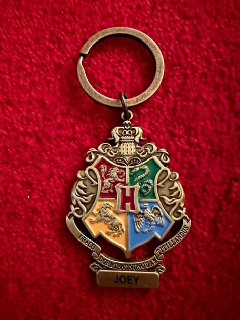 Harry Potter Accessories, Harry Potter Room Decor, Harry Potter Gif, Merch Ideas, Harry Potter Room, Hogwarts, Harry Potter, Gif, Room Decor