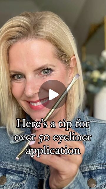 Susan Baird on Instagram: "Tip for applying eyeliner for over 50 women!  Save this and read to the end → ‼️I know why you struggle with eyeliner as you age 🔸Your lids get more crepey and textured 🔸there’s more loose skin that makes it hard to “tug” an eyeliner across that type of surface 🔸our eyes can become more hooded, so getting eyeliner “symmetrical “ can be tricky 🔸If this sounds like you here’s my trick ➡️ 💄Use a brush made for eyeliner and tap it into any color of eyeshadow you want to use and spray with setting spray. The setting spray will set the liner in place with out  smudging  💄our eyes can become more hooded, so getting eyeliner “symmetrical “ can be tricky ‼️If this sounds like you here’s my trick‼️ 💄I Use a brush made for eyeliner and tap it into any color of eyesha Eyeliner Tips For Beginners, Eyeliner Over 50 How To Apply, Eyeliner Application, Smudged Eyeliner, Eye Liner Tricks, Over 50, How To Apply Eyeliner, Loose Skin, Setting Spray