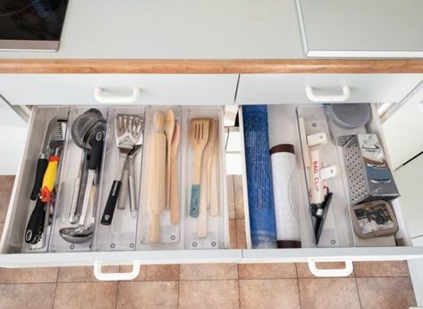 How to organise a utensil drawer | Style Curator Style Curator, Utensil Drawer, Professional Organizer, Home Hacks, Kitchen Utensils, Bedroom Diy, Room Diy, Kitchens, Step By Step