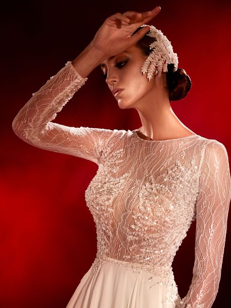 CONNOLLY | A-line wedding dress, bateau neckline | Atelier Pronovias Pronovias Dresses, Pronovias Bridal, Bridal Consultant, Bateau Neckline, Perfect Wedding Dress, Bride Wear, Elegant Wedding Dress, Bridal Designs, Bridal Veil