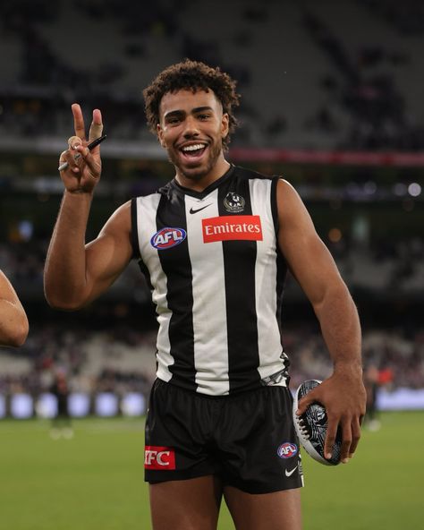 Isaac Quaynor Collingwood, Issac Quaynor, Isaac Quaynor, Charlie Curnow, Afl Collingwood, Nick Daicos, Afl Players, Wag Aesthetic, Bobby Hill