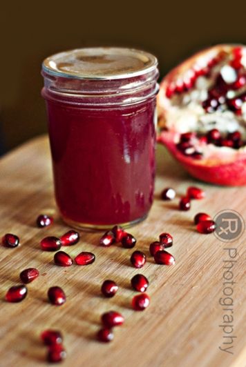 Those that know my love for pomegranates will understand Pomegranate Jelly, Pomegranate Recipes, Canning Jam, Homemade Jelly, Jelly Recipe, Jam And Jelly, Jelly Recipes, Fruit Jam, Homemade Jam