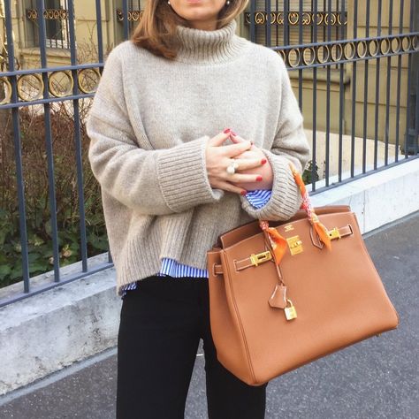 Ode to the Birkin 35 - PurseBop Tan Birkin Bag Outfit, Hermes Birkin 35 Gold Outfit, Birkin 35 Street Style, Hermes Birkin 35 Street Style, Hermes Birkin 35 Outfit, Birkin 35 Outfit, Hermes Birkin Outfit, Birkin Bag Outfit, Gold Bag Outfit