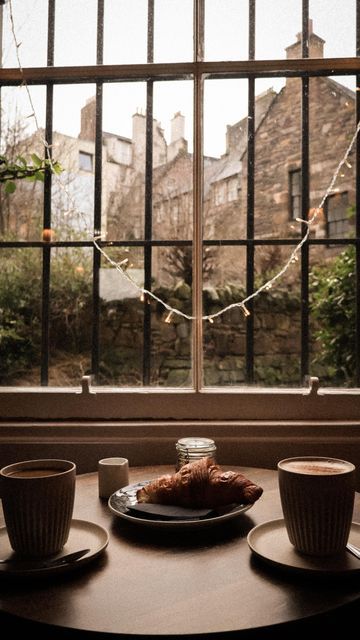 Barbara • UK | Scotland Travel on Instagram: "✨Café hopping in Edinburgh is an experience in itself! ☕️ This cute coffee shop is found just off the Royal Mile and I must admit that seat by the window won me over since the first time I visited a few months ago… 📍Cappuccino @cappuccinoedinburgh . . . . . . . #scotlandshots #edinburgh #visitedinburgh #visitscotland #scotshots #kinfolk #cottagecoreaesthetic #instascotland #simplyscotland #unlimitedscotland #onlyscotland #mytinyatlas #exploretocreate #capturequiet #aseasonspoetry #slowliving #darkacademia #darkacademiaaesthetic #cottagecore #visualstorytelling #hygge #edinburghphotographer #edinburghinfluencer #mybeigelife #discovermyscotland #coffee" Edinburgh Cafe, Cozy Academia, Cosy Cafe, 2024 Board, Visit Edinburgh, Cute Coffee Shop, Cozy Coffee Shop, Visit Scotland, Cottage Core Aesthetic