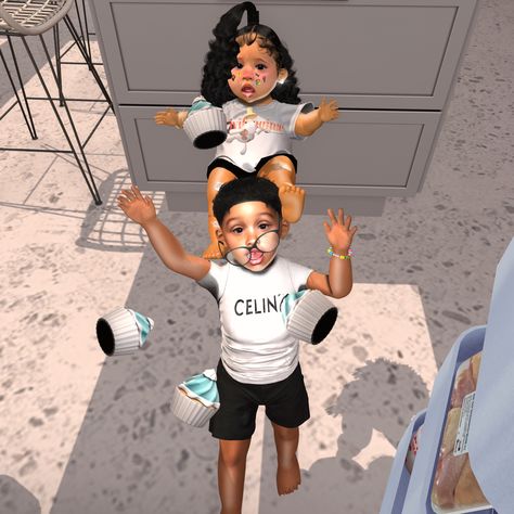 Black Sims Family, Sims 4 Pregnant Family Poses, Teen Pregnancy Sims 4, Imvu Pregnant, Second Life Avatar Baddie, Second Life Avatar, Mommy Daughter Pictures, Imvu Group Pic, Sims 4 Family