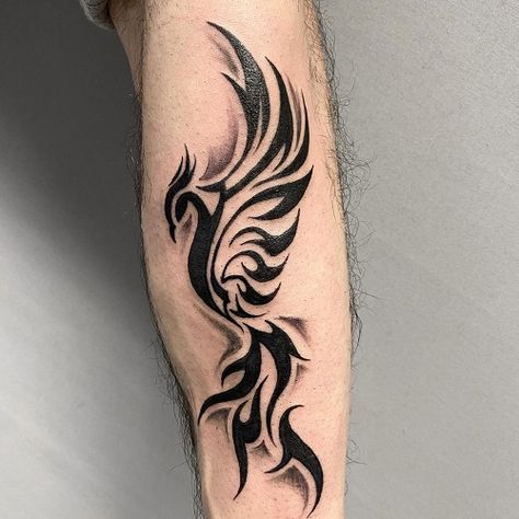 Phoenix Tattoo Men, Phoenix Tattoo For Men, Fenix Tattoo, Phönix Tattoo, Back Of Neck Tattoo, Men Tattoo, Back Tattoos For Guys, Phoenix Tattoo, Simple Henna