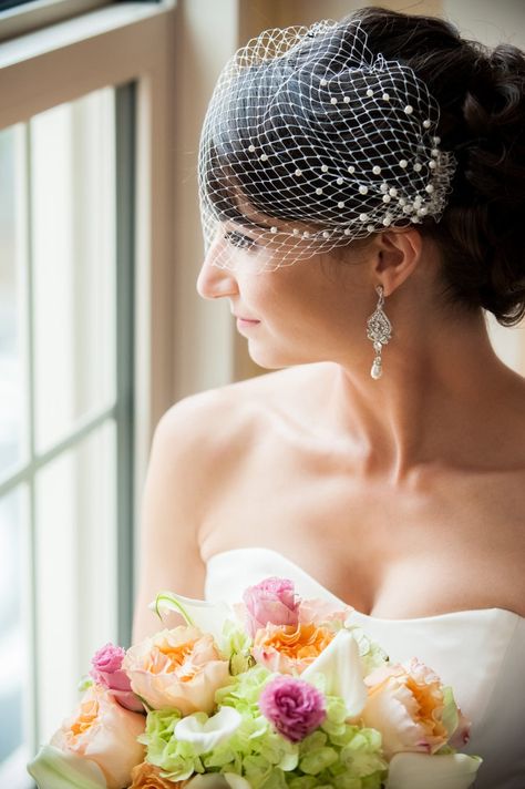 Birdcage veil with pearls wedding bandeau veil small | Etsy Pearl Hair Clip Wedding, Birdcage Veil Wedding, Veil With Pearls, Bridal Birdcage Veils, Fascinator Hats Wedding, Tulle Wedding Veil, Beige Hair, Shopping Wishlist, Blusher Veil