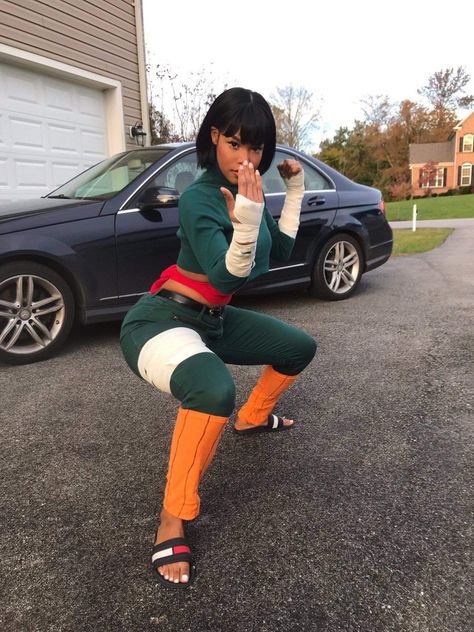 Rock Lee Cosplay 70s Halloween Costume Woman, Naruto Halloween Costumes, Disco Halloween Costume, Black Cosplayers, Naruto Costumes, Black Cosplay, Rock Lee, Naruto Cosplay, Cosplay Characters