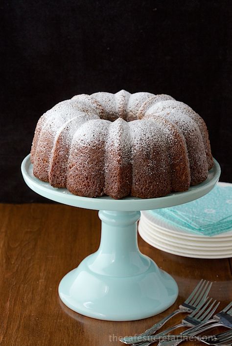 Easy Carrot Cake with Buttermilk Glaze - unbelievably easy (like only 5 minutes from start to oven!) and unbelievably moist and delicious! Carrot Cake With Buttermilk Glaze, Carrot Cake With Buttermilk, Carrot Cake Bundt, Coconut Carrot Cake, Cake With Buttermilk, Dessert Favorites, Buttermilk Glaze, Cake Bundt, Carrot Cakes