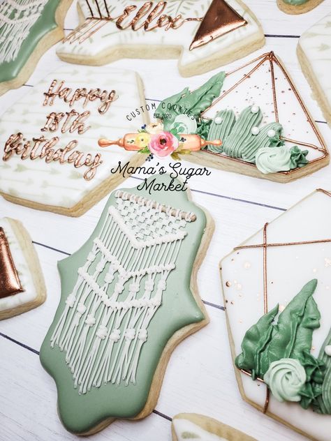 Royal icing decorated cookies Macrame Cookies Decorated, Bohemian Cookies, Amazing Desserts, Decorating Cookies, Flower Cookies, Cookie Inspiration, Cookie Designs, Decorated Cookies, Royal Icing