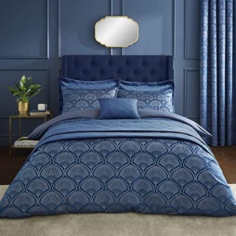 Rapport Sequin Duvet Cover Bed Set, Blush, Single : Amazon.co.uk: Home & Kitchen Navy Bed Set, Navy Duvet, Letto King Size, Art Deco Glamour, Navy Bedding, Navy Blue Art, King Duvet Set, Catherine Lansfield, Lit King Size