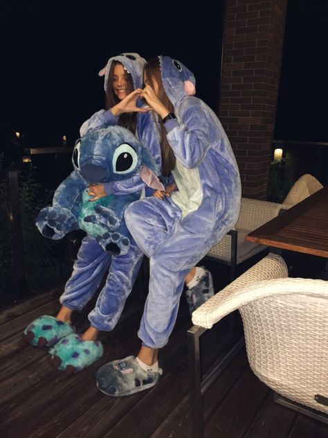 Stich Onesie, Best Friend Onesies, Adult Onesies, Aesthetics Photography, Friend Aesthetic, Pokemon Costumes, Bff Matching, Cute Onesies