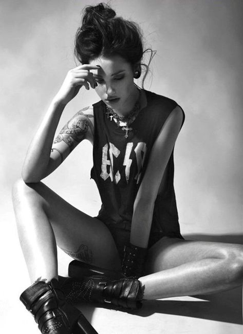 Styl Grunge, Hippie Rock, Mode Editorials, Cooler Style, Rocker Chick, Rock N Roll Style, Look Rock, Rock Outfits, Hipster Outfits