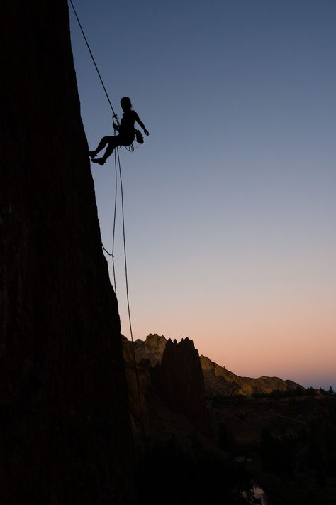 Rock Climbing Aesthetic, Climbing Aesthetic, Smith Rock Oregon, Rock Climbing Photography, Man Jumping, The Dream Life, Smith Rock State Park, O My Soul, Alpine Style