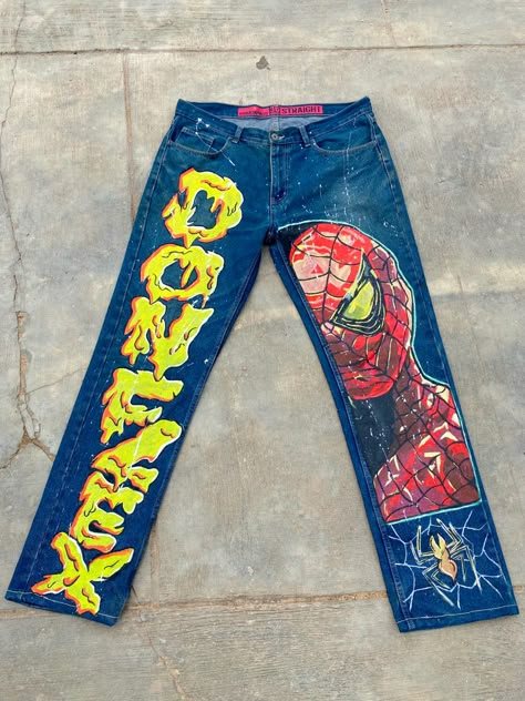 Painted Spider-Man design on pants Painted Pants Design, Painted Pants Idea, Spiderman Diy, Spirit Jeans, Senior Pants, Spider Man Design, Artist Motivation, Senior 25, Painted Pants