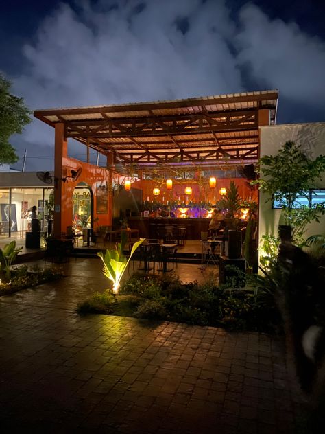 Accra Aesthetic, Nigeria Vacation, Nigeria Travel Aesthetic, Accra Ghana Aesthetic, Ghana Holiday, Ghana Restaurant, Ghana Asthetic, Ghana Nightlife, Ghana Trip