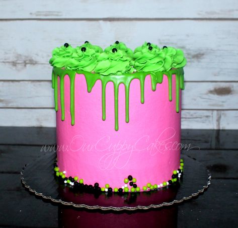 Bright Green and Hot Pink Drip Cake Disney Zombies Cakes Birthday, Zombies Movie Cake, Zombies 2 Birthday Cake, Zombies 3 Cake Ideas, Zombie 3 Cake, Pink And Green Birthday Cake Ideas, Zombies Birthday Cake, Zombies Cake, Zombies 3 Birthday Cake