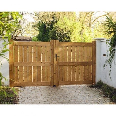 Building A Wooden Gate, Wood Gates Driveway, Wood Fence Gates, Wooden Garden Gate, Wooden Gates Driveway, Backyard Gates, Yard Gate, Fence Gate Design, Wooden Gate