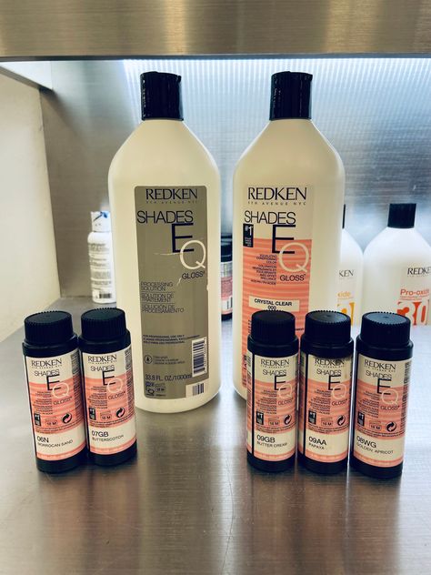 Redkin Eq Shades Toner, Fake Makeup, Wow Hair Products, Redken Shades, Hair Gloss, Hair Toner, Redken Shades Eq, Strawberry Blonde, Toner