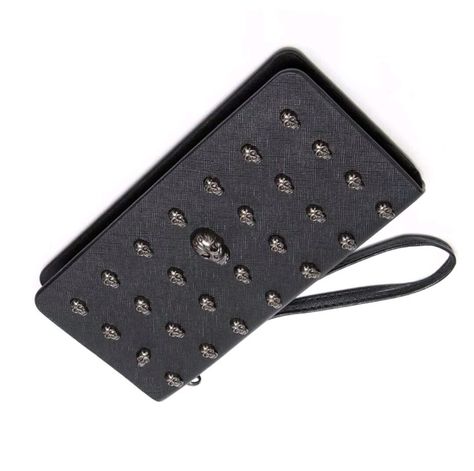 Get your hands on these edgy Gothic Skull Wallet Clutch Purse 🖤💀 Perfect for all the punk and biker fashion lovers out there! #GothicFashion #SkullLover #PunkStyle Grunge Wallet, Gothic Wallet, Clutch Purse Black, Gothic Rectangular Shoulder Bag With Zipper Closure, Skull Wallet, Gothic Crossbody Shoulder Bag With Zipper Closure, Gothic Skull-shaped Bag With Skull Print, Skull Lover, Biker Style