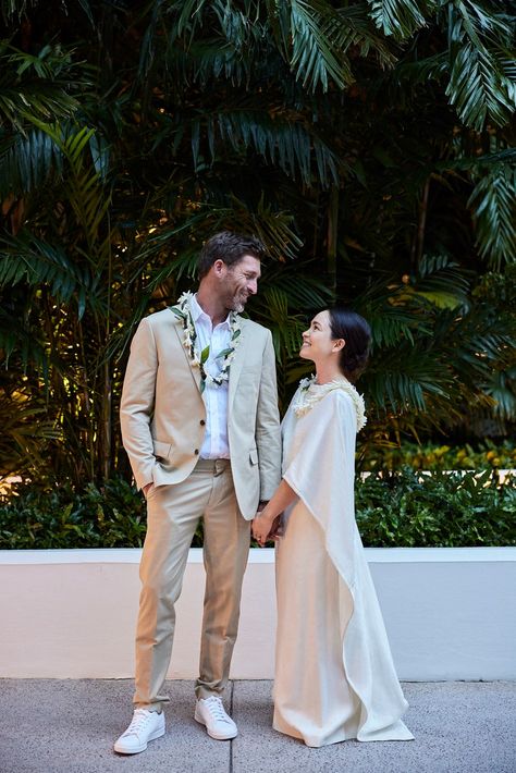 This Surfer Bride Wore Custom Monique Lhuillier And Went Barefoot For Her Moody Oahu Wedding | British Vogue Oleema Miller, Island Landscape, Family Style Dinner, Romantic Backdrop, Chinese Tea Ceremony, Oahu Wedding, Hawaiian Culture, Wedding Inside, French Beauty