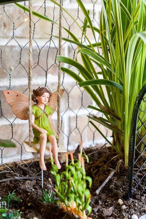 Natural Fairy Garden, Garden Vertical, Swimming Hole, Miniature Ideas, Faux Grass, Fairy Garden Designs, Fairy Garden Supplies, Mini Fairy Garden, Garden Idea