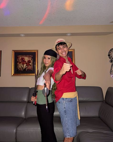 Luffy X Nami Halloween Costume, One Piece Couples Costume, Luffy And Zoro Cosplay, Zoro Outfit Ideas, Chopper Halloween Costume, Monkey D Luffy Halloween Costume, Diy Zoro Cosplay, Zoro Halloween Costume Girl, Naruto And Hinata Couple Costume