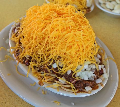 Cincinatti Chili, Cincinnati Chili Recipe, Cincinnati Style Chili, Chili Spaghetti, Skyline Chili, Cincinnati Chili, Best Chili Recipe, Chilli Recipes, Chili Dogs