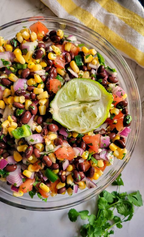 SALSA WITH CORN AND BEANS Salsa With Corn, Bean Salsa Recipe, Corn And Beans, Tuna And Egg, Chunky Guacamole, Black Bean Salsa, White Kidney Beans, Bean Salsa, Chunky Salsa