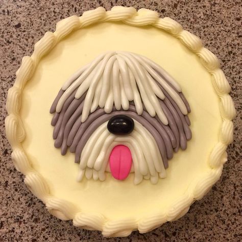 Old English Sheepdog cake!  Love it! Fondant Dog, Teacher Cakes, Elegant Cupcakes, Best Cake Ever, Dog Cupcakes, 70th Birthday Cake, Novelty Birthday Cakes, Sheep Dogs, Creative Kids Snacks