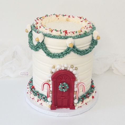 Christmas Lambeth Cake, Gingerbread Christmas Cake, Espresso Buttercream, Lambeth Cake, Gingerbread Cake, Christmas Cakes, Year 6, Holiday Cakes, Christmas Kitchen