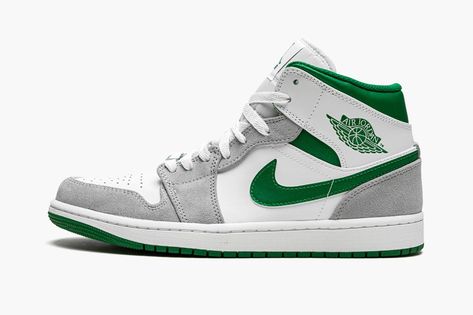 Shop 10 of the Best Nike Air Jordan 1 Mids of 2021 Here Air Jordan 1 Mid Grey, Logo Wings, Nike X Travis Scott, Converse Run Star Hike, Converse Run, Low Air Jordan 1, Jordan Model, Air Jordan 1 Mid Se, Jordan Retro 1