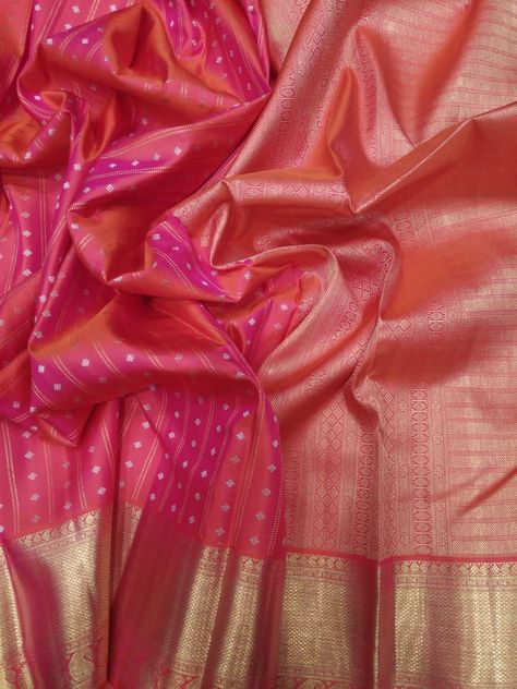 Madurai Silk Sarees, Kanakambaram Color Saree, Pink Silk Saree Look, Peach Color Combination, Pattu Sarees Wedding, Saree Colours, Peach Color Saree, New Fashion Saree, Engagement Dress For Bride