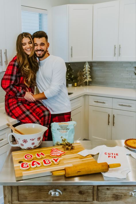 Kitchen Baby Announcement, Recipe For Baby Announcement, Baking Announcement, Cooking Pregnancy Announcement, Christmas Themed Pregnancy Announcement, Christmas Second Baby Announcement, Twin Announcement Photoshoot, Baking Maternity Shoot, Kitchen Pregnancy Announcement