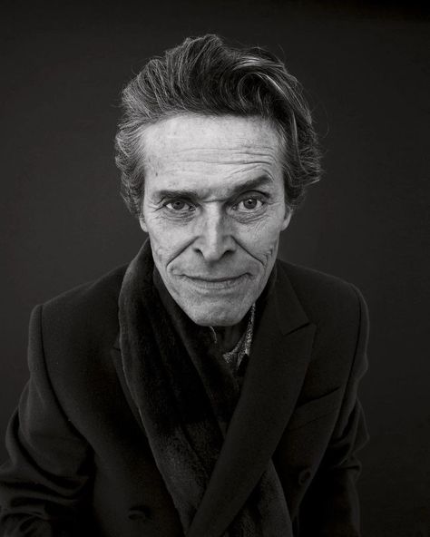 William Defoe, William Dafoe, The Green Goblin, Movie Nerd, Willem Dafoe, Grad Photoshoot, Portrait References, Photos To Recreate, Drawing Exercises