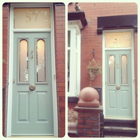 Edwardian Terrace, Edwardian Hallway, Bunny Cottage, Upvc Front Door, Composite Front Door, Composite Doors, Front Door Styles, Green Front Doors, Renovation Inspiration