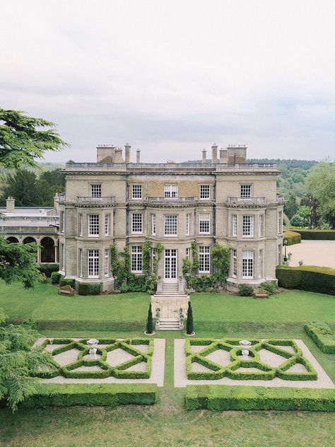 European Wedding Venue, Hedsor House, English Estate, London Castles, Country House Wedding Venues, Country House Wedding, House Country, Wedding Venues Uk, Dream Venue