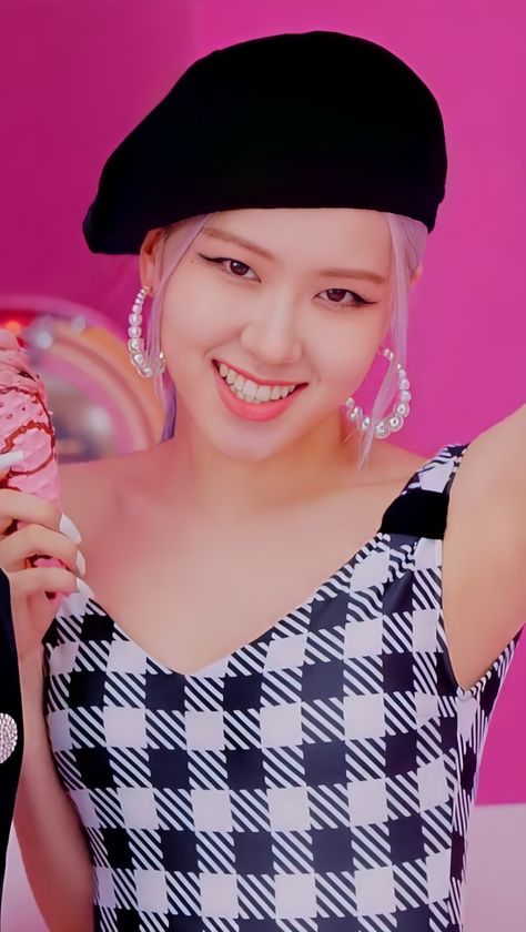 Rosé Ice Cream Blackpink, Lisa Ice Cream, Rose Vibe, Blackpink Ice-cream, Rose Ice Cream, Ice Cream Wallpaper, Rose Queen, Roseanne Park, Cream Wallpaper