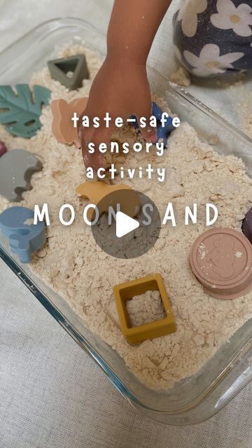 up up & grow | baby toys, teethers + bath toys on Instagram: "Moon Sand Recipe 👇  4 cups plain flour 1/2 cup oil (any will do, I used vegetable)  This fun DIY will keep your little ones entertained while you sneak in a moment of peace 🙌 Perfect for all ages... babies, toddlers and even older kids will love it!  👶 Play Ideas 👶  ▪️Babies: Add some spoons & cups for sensory exploration ▪️Toddlers: Incorporate their favorite animals, diggers, & other imagination-focused toys ▪️Older children: Use sight words, letter, and number cards for a fun learning twist  ❕If your little one is known to give everything a cheeky taste (like mine) you might want to bake the flour at 180°C for 10 minutes to kill any bacteria. Safe for a nibble, but remember, it’s more for play than for snacking! 😄  .  #u 9 Month Old Sensory Play, Moon Sand Recipe, Sand Recipe, Diy Sensory Toys, Sands Recipe, Diy Will, Moon Sand, Sensory Exploration, Baby Sensory Play