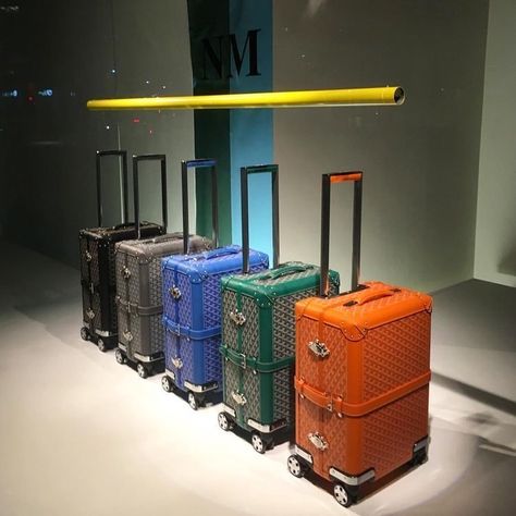 Goyard Suitcase, Goyard Luggage, Beverly Hills Los Angeles, Luxury Luggage, Cute Luggage, Designer Luggage, Luxury Lifestyle Fashion, Suitcase Bag, Handbag Essentials