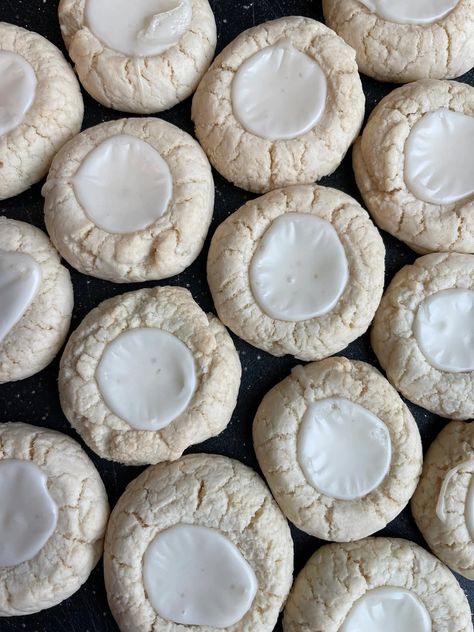 Maple Thumbprints ⋆ Made With Lev Dairy Free Cooking, Palm Fruit Oil, Dairy Free Brownies, The Best Cookies, Cookie Table, Best Cookies, Healthy Brownies, Quick Easy Desserts, Cookie Calories