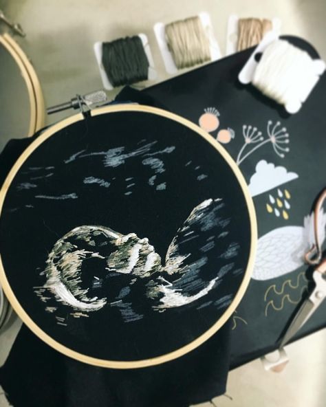 Ultrasound embroidery Pregnancy Embroidery, Ultrasound Embroidery, Cute Embroidery Ideas, Needle Embroidery, Cute Embroidery, A Work In Progress, Embroidered Hats, Ultrasound, Embroidery Ideas