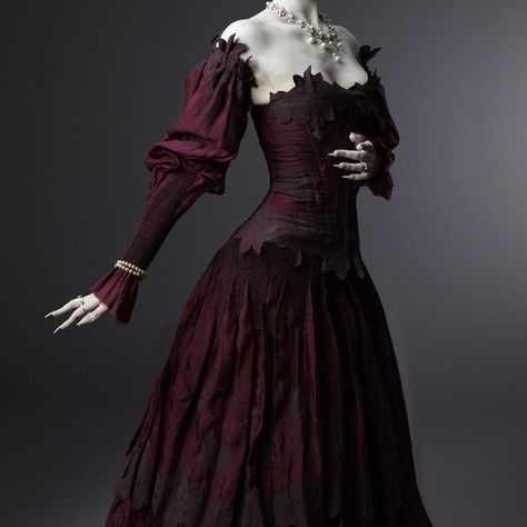 Vampire Dress, Glamouröse Outfits, Goth Dress, Prom Dress Inspiration, Fantasy Gowns, Gothic Dress, Fantasy Dress, Gothic Outfits, Fantasy Fashion