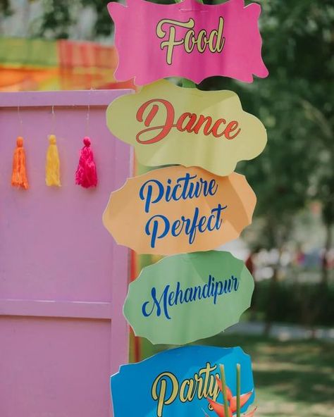 Stalls In Wedding, Food Stall Decoration Ideas Fair, Stall Decoration Ideas Fair, Stall Decoration Ideas, Kite Decoration, Stall Decorations, Food Stall, Dance Pictures, Home Wedding