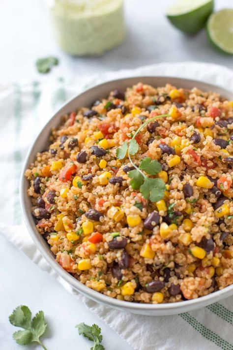 Mexican Quinoa | dairy free mexican quinoa, easy mexican quinoa recipe, one pot mexican quinoa, easy side dish, one pot side dish, dairy free side dish #mexicanquinoa #quinoa #sidedish #dairyfree | @simplywhisked Quinoa Recipes Easy, Quinoa Recipes Healthy, Mexican Quinoa, Easy Quinoa, Quinoa Recipe, Healthy Food Delivery, Quinoa Recipes, Meatless Meals, Limes