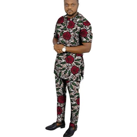 Male Ankara Designs For Men, Male Formal Outfits, Ankara Designs For Men, Latest African Wear For Men, African Print Pants, Nigerian Men Fashion, African Wear Styles For Men, African Attire For Men, Latest African Men Fashion